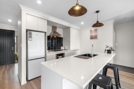 Photo of property in 34 Batty Street, Papamoa Beach, Papamoa, 3118