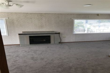 Photo of property in 16 Hooks Road, Manurewa, Auckland, 2102