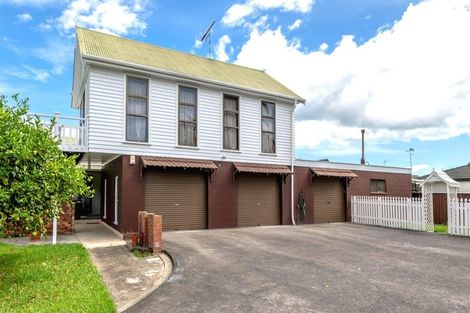 Photo of property in 10 Byrd Street, Levin, 5510