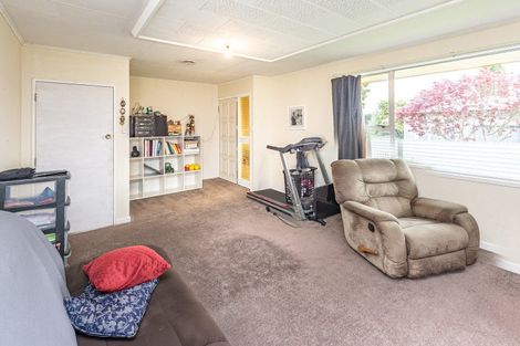 Photo of property in 40 Brassey Street, Waverley, 4510