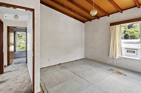 Photo of property in 6 Awarua Street, Ngaio, Wellington, 6035