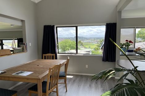 Photo of property in 37 Tanekaha Drive, Parahaki, Whangarei, 0112