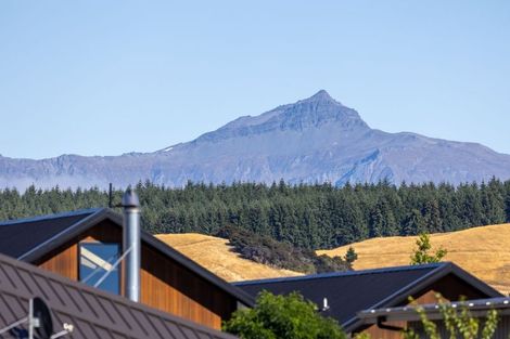 Photo of property in 6 Rua Street, Albert Town, Wanaka, 9305