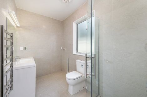 Photo of property in 22 Mackay Drive, Greenhithe, Auckland, 0632