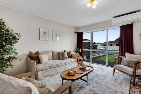 Photo of property in 8 Lyn Street, Lynmouth, New Plymouth, 4310