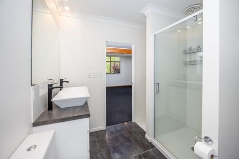 Photo of property in 50 Poaka Avenue, Dinsdale, Hamilton, 3204