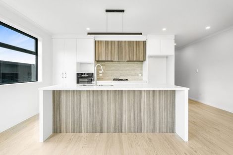 Photo of property in 35 Overton Street, Rototuna North, 3210