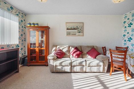 Photo of property in 14 Leslie Place, Deanwell, Hamilton, 3206