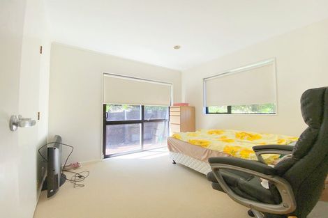 Photo of property in 4/6 Honeysuckle Lane, Mairangi Bay, Auckland, 0630