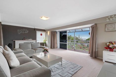 Photo of property in 714 East Coast Road, Pinehill, Auckland, 0632