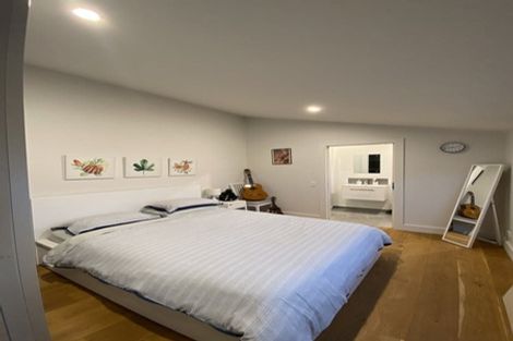 Photo of property in 83 Seatoun Heights Road, Seatoun, Wellington, 6022