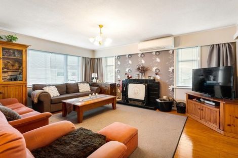 Photo of property in 14 Fraser Street, Wainuiomata, Lower Hutt, 5014