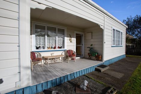 Photo of property in 48 Burns Street, Dannevirke, 4930