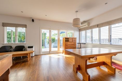 Photo of property in 9 Oban Road, Westmere, Auckland, 1022