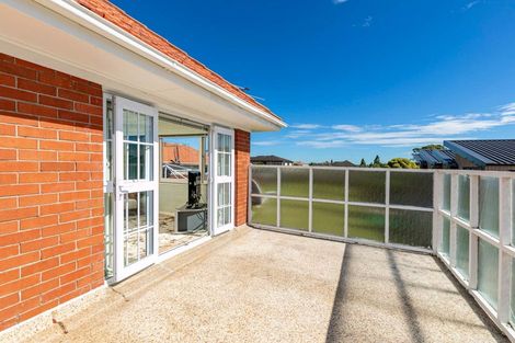 Photo of property in 39 Norman Road, Hauraki, Auckland, 0622