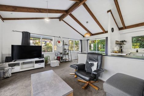 Photo of property in 30 Rangiora Avenue, Kaiwharawhara, Wellington, 6035