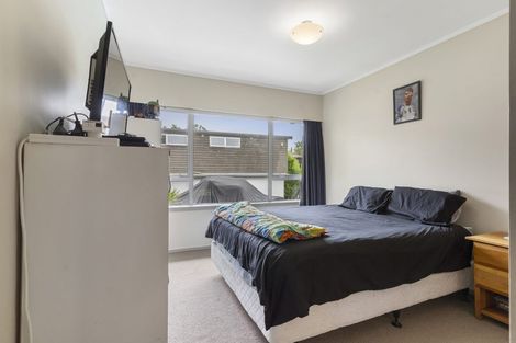 Photo of property in 12 Tanglewood Place, Cockle Bay, Auckland, 2014