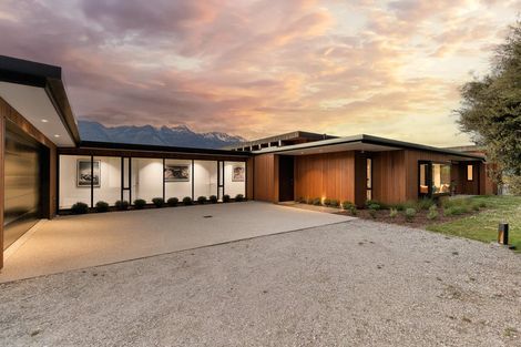 Photo of property in Wyuna, 5 River Valley View, Glenorchy, 9372