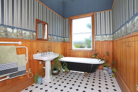 Photo of property in 84 Johnson Street, Bulls, 4818