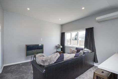 Photo of property in 102 Ferguson Street, West End, Palmerston North, 4412