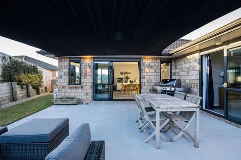 Photo of property in 9 Denham Court, Flagstaff, Hamilton, 3210