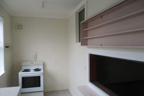 Photo of property in 81 Northland Road, Northland, Wellington, 6012