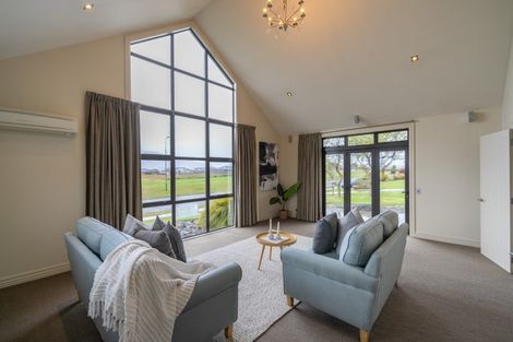 Photo of property in 60 Breaksea Street, Te Anau, 9600