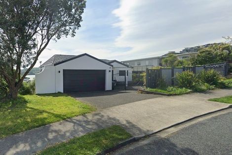Photo of property in 27 Eskdale Road, Papakowhai, Porirua, 5024