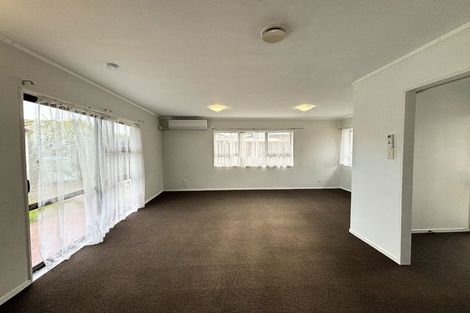 Photo of property in 2/152 Rangitoto Road, Papatoetoe, Auckland, 2025