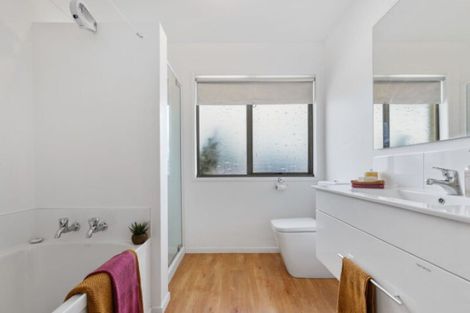 Photo of property in 17a Lisa Crescent, Mangakakahi, Rotorua, 3015