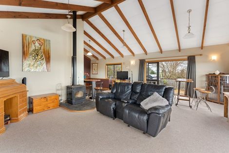 Photo of property in 23 Heatherlea Heights, Feilding, 4702