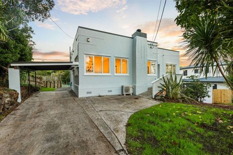 Photo of property in 158 Hutchinson Avenue, New Lynn, Auckland, 0600