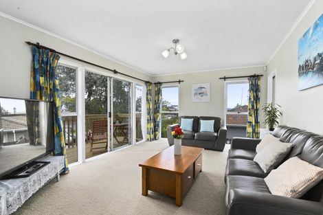 Photo of property in 5 Sari Place, Massey, Auckland, 0614