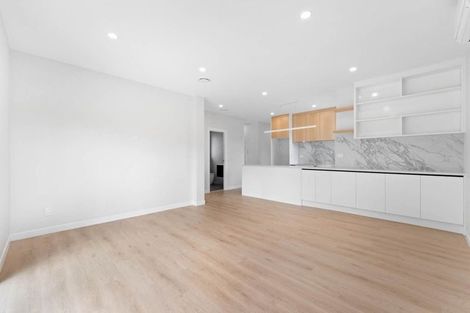 Photo of property in 1/1 Brian Avenue, Forrest Hill, Auckland, 0620