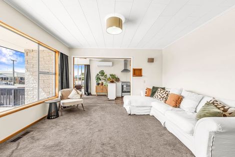 Photo of property in 66 Kitchener Street, Gore, 9710