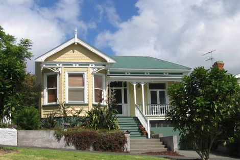 Photo of property in 23 Shoal Bay Road, Devonport, Auckland, 0624