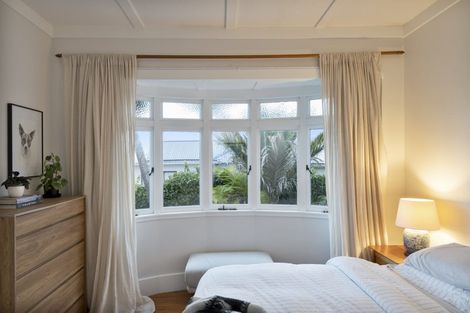 Photo of property in 13 Elcoat Avenue, Henderson, Auckland, 0612