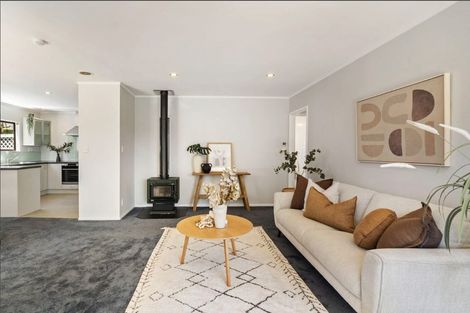 Photo of property in 2/14 Charles Street, Hauraki, Auckland, 0622