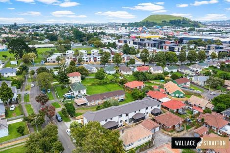Photo of property in 39 Waddell Avenue, Point England, Auckland, 1072