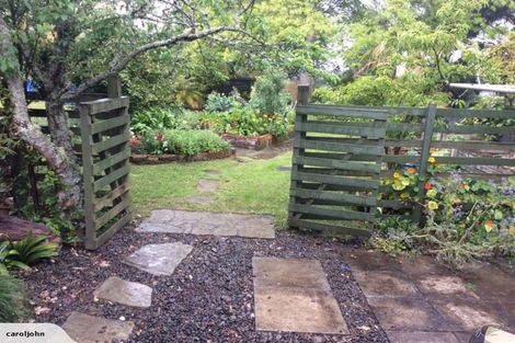 Photo of property in 347 Upper Drive, Greenhithe, Auckland, 0632