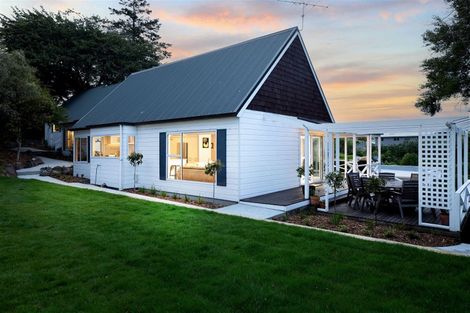 Photo of property in 4 Lady Polson Lane, Cashmere, Christchurch, 8022