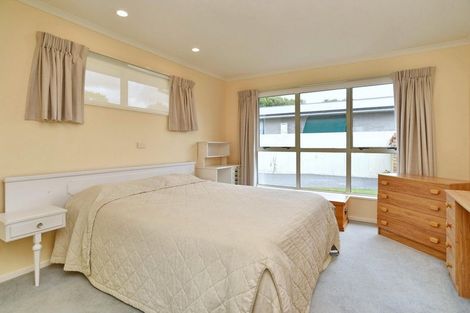 Photo of property in 2/74 Merrin Street, Avonhead, Christchurch, 8042