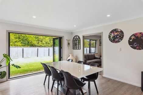 Photo of property in 53 Bruce Road, Levin, 5510