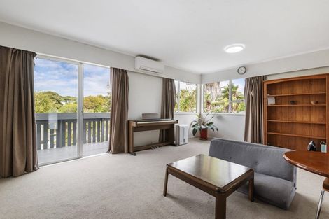 Photo of property in 51 Salamanca Road, Sunnynook, Auckland, 0620