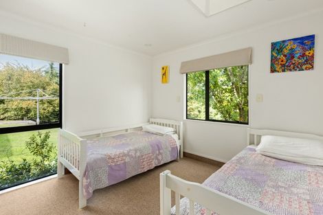 Photo of property in 4 Tauroa Valley, Havelock North, 4130