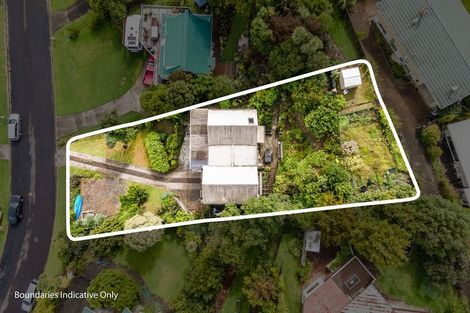 Photo of property in 10 Moana Drive, Tanners Point, Katikati, 3177
