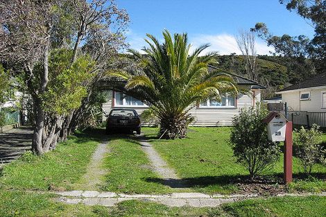 Photo of property in 29 Westminster Road, Wainuiomata, Lower Hutt, 5014