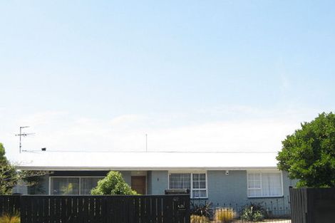 Photo of property in 49 Saint Heliers Crescent, Aranui, Christchurch, 8061