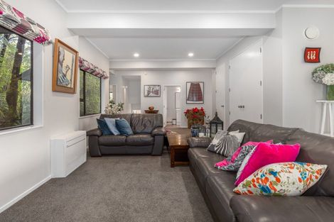 Photo of property in 72 Leeward Drive, Whitby, Porirua, 5024