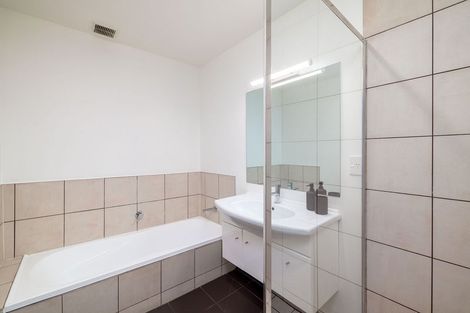 Photo of property in 4/30 Eversleigh Street, St Albans, Christchurch, 8014